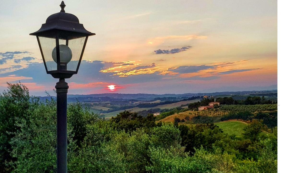 Appartamenti Ava E Tegrino Nell'Antica Dimora Di Fulignano San Gimignano Exterior foto